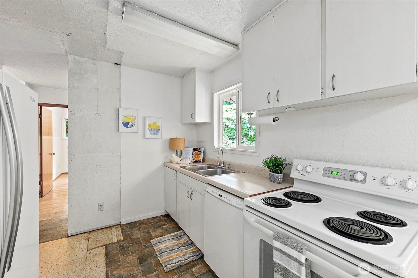 8813 Old Highway 99 SE, Tumwater, WA 98501