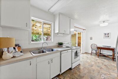 8813 Old Highway 99 SE, Tumwater, WA 98501 - Photo 10