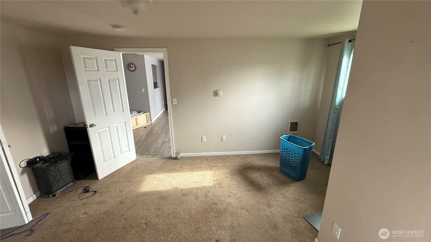 47 SE 10th Street , College Place, WA 99324