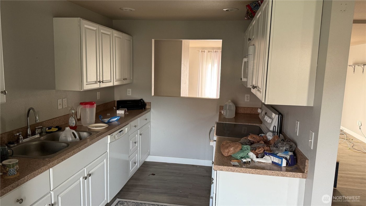 47 SE 10th Street , College Place, WA 99324