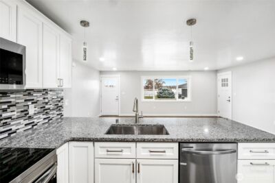 3120 W Lakeside Drive , Moses Lake, WA 98837 - Photo 14