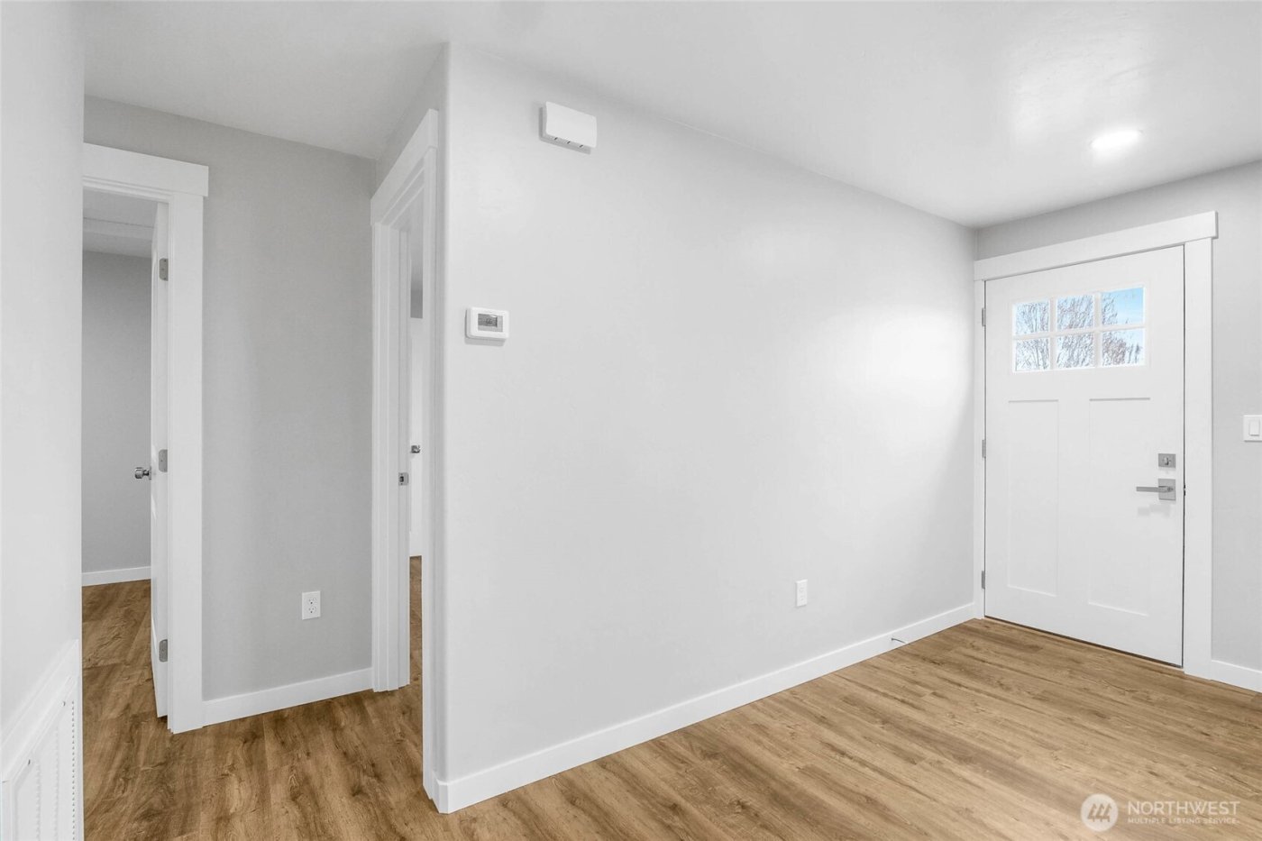 3120 W Lakeside Drive , Moses Lake, WA 98837