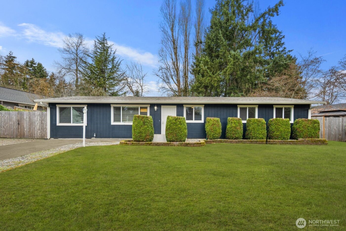 4002 N Winnifred Street , Tacoma, WA 98407