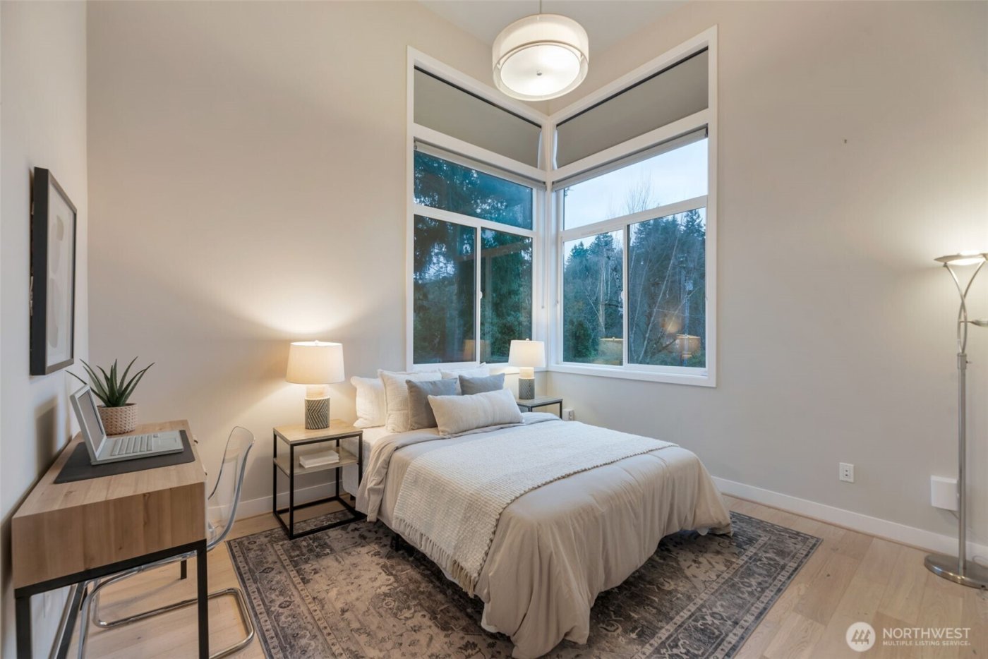 3208 89th Place SE, Mercer Island, WA 98040