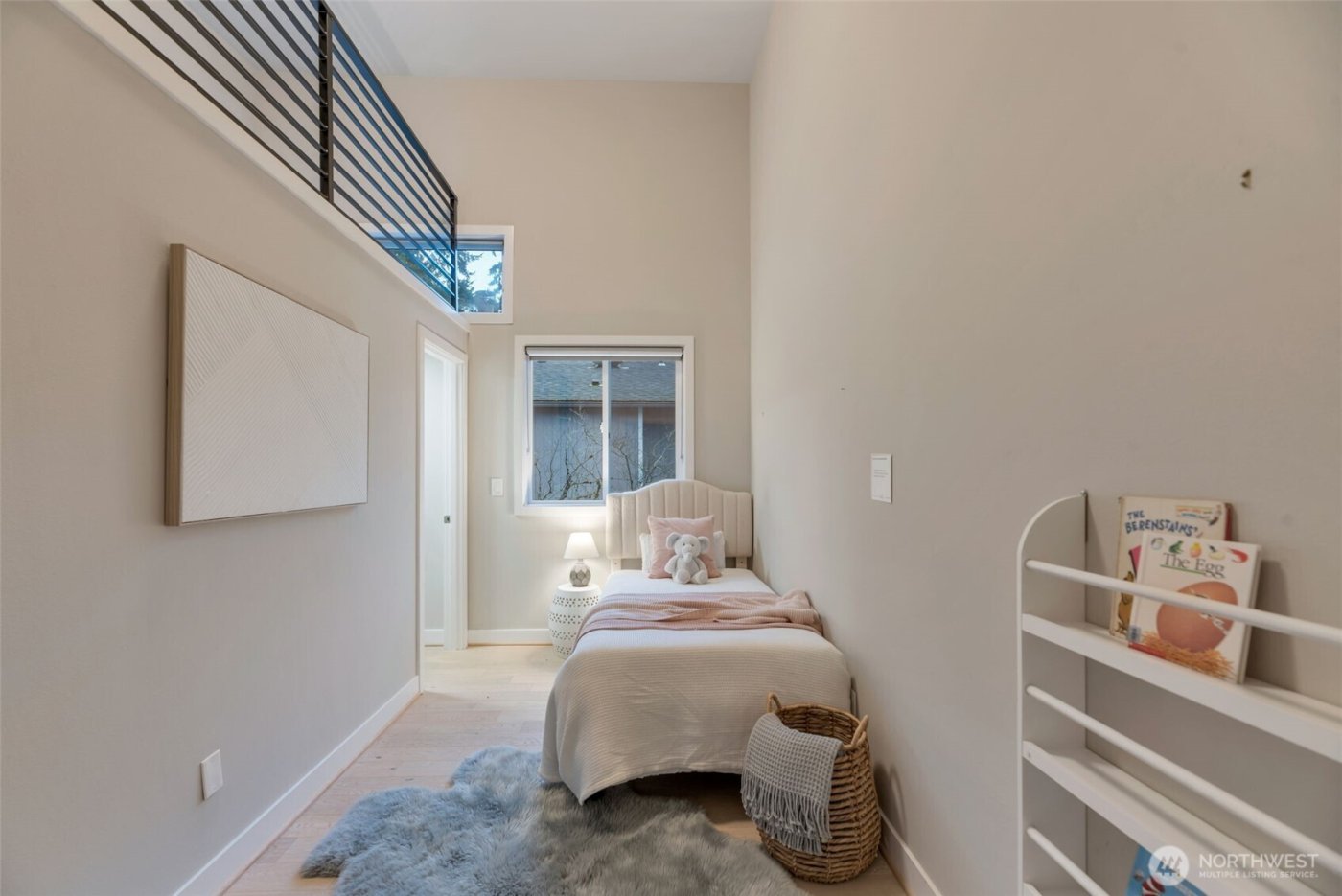 3208 89th Place SE, Mercer Island, WA 98040