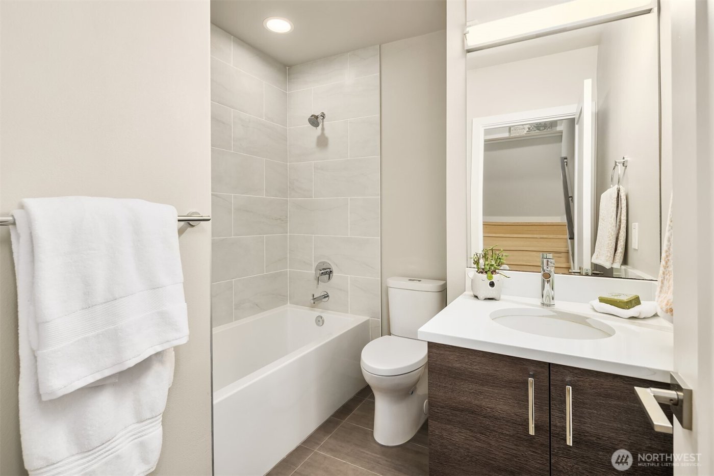 3208 89th Place SE, Mercer Island, WA 98040