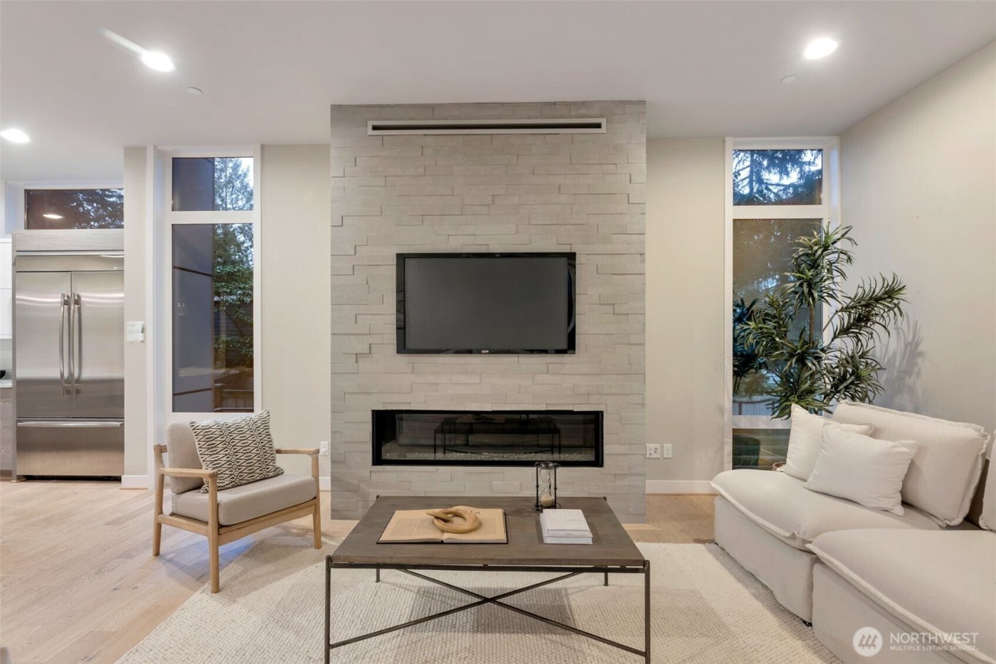 3208 89th Place SE, Mercer Island, WA 98040