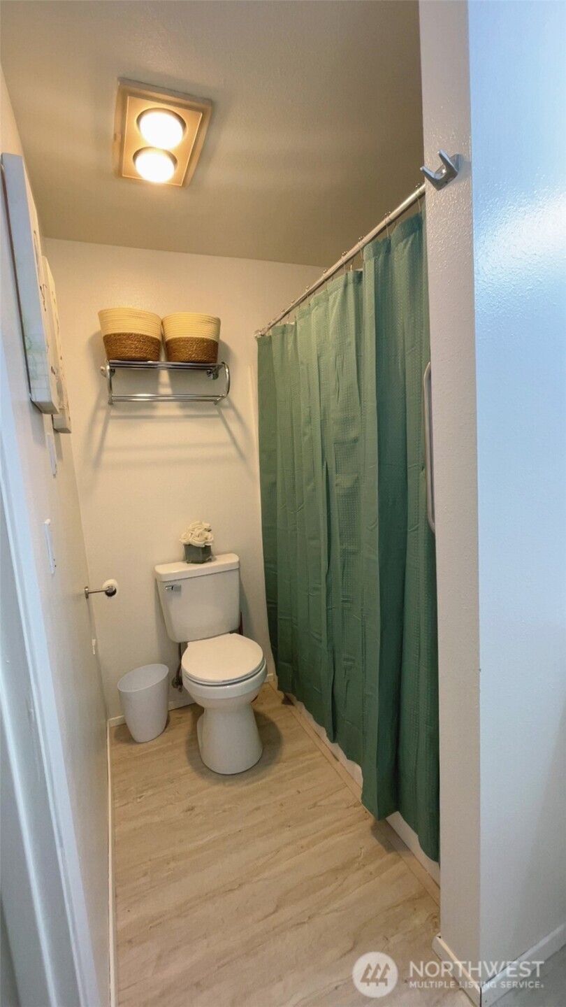 3400 Narrows View Lane NE #204, Bremerton, WA 98310