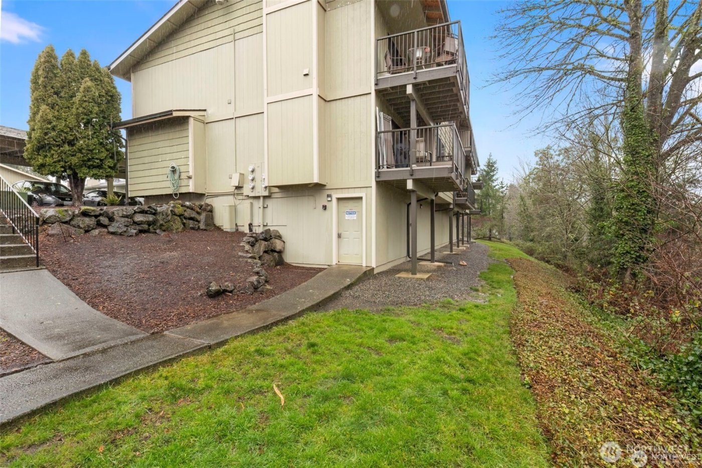 3400 Narrows View Lane NE #204, Bremerton, WA 98310