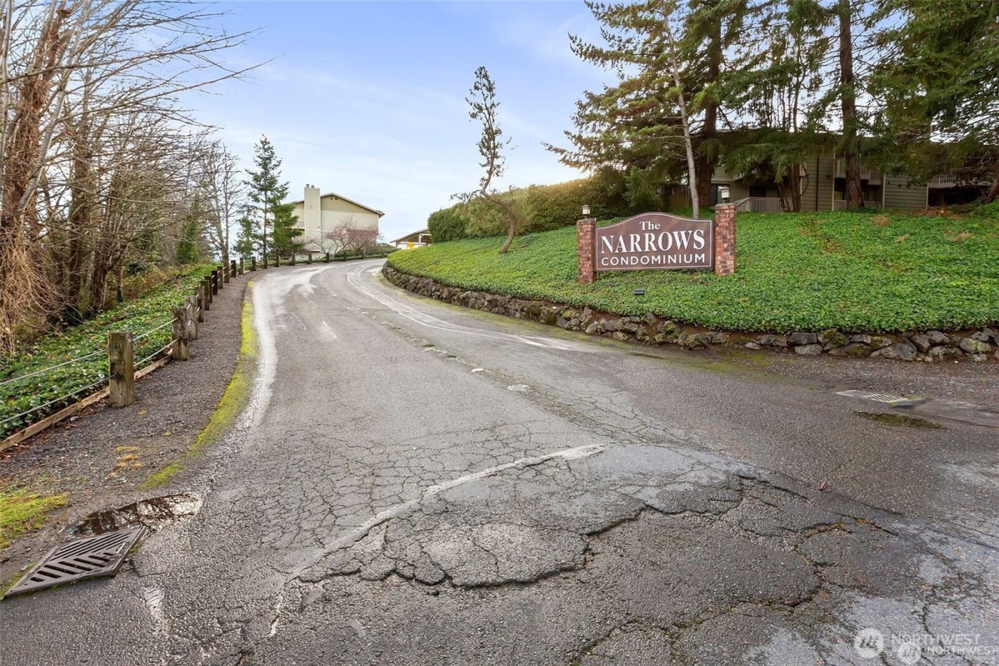 3400 Narrows View Lane NE #204, Bremerton, WA 98310