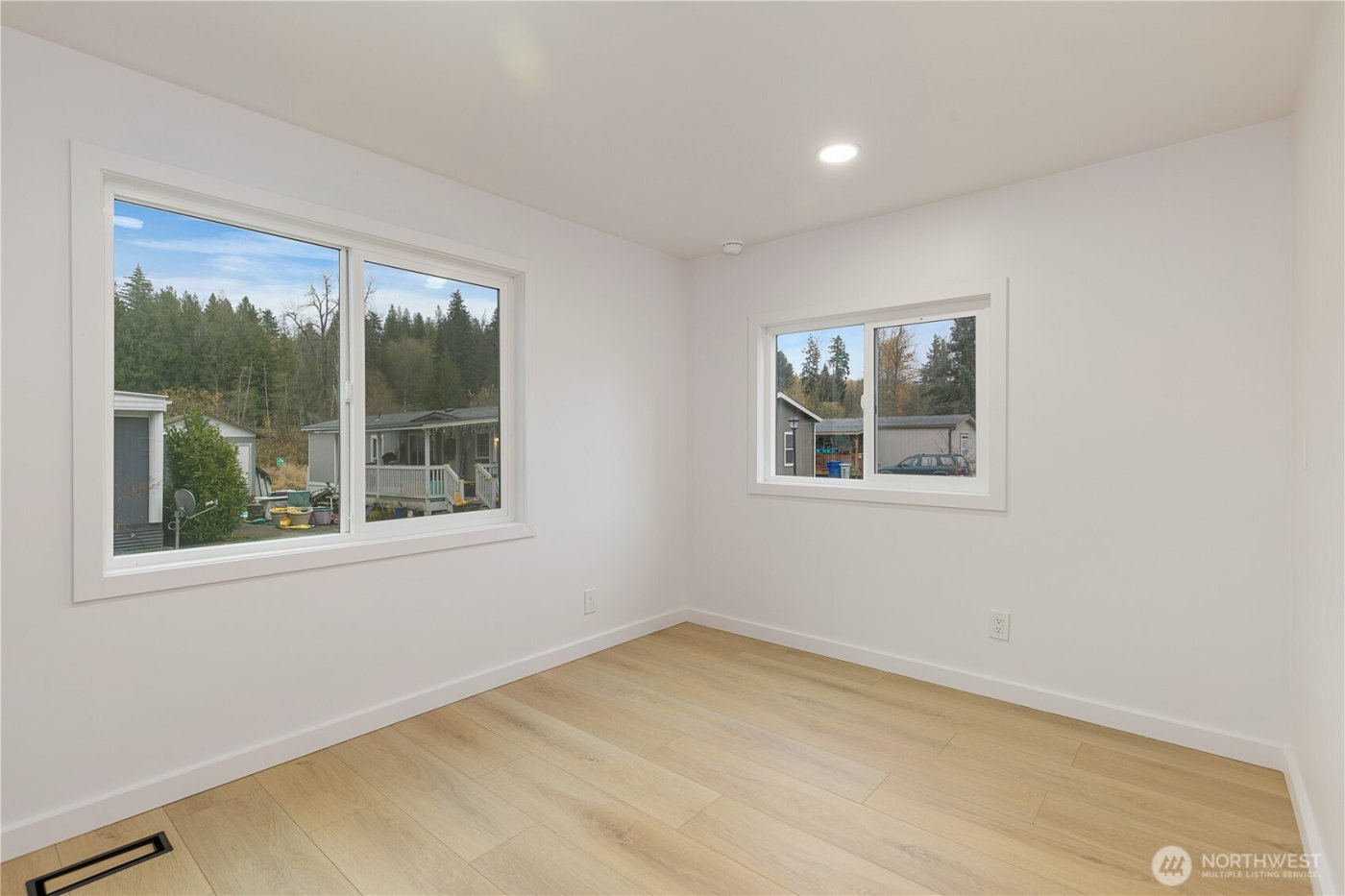 31108 3rd Ave #319, Black Diamond, WA 98010