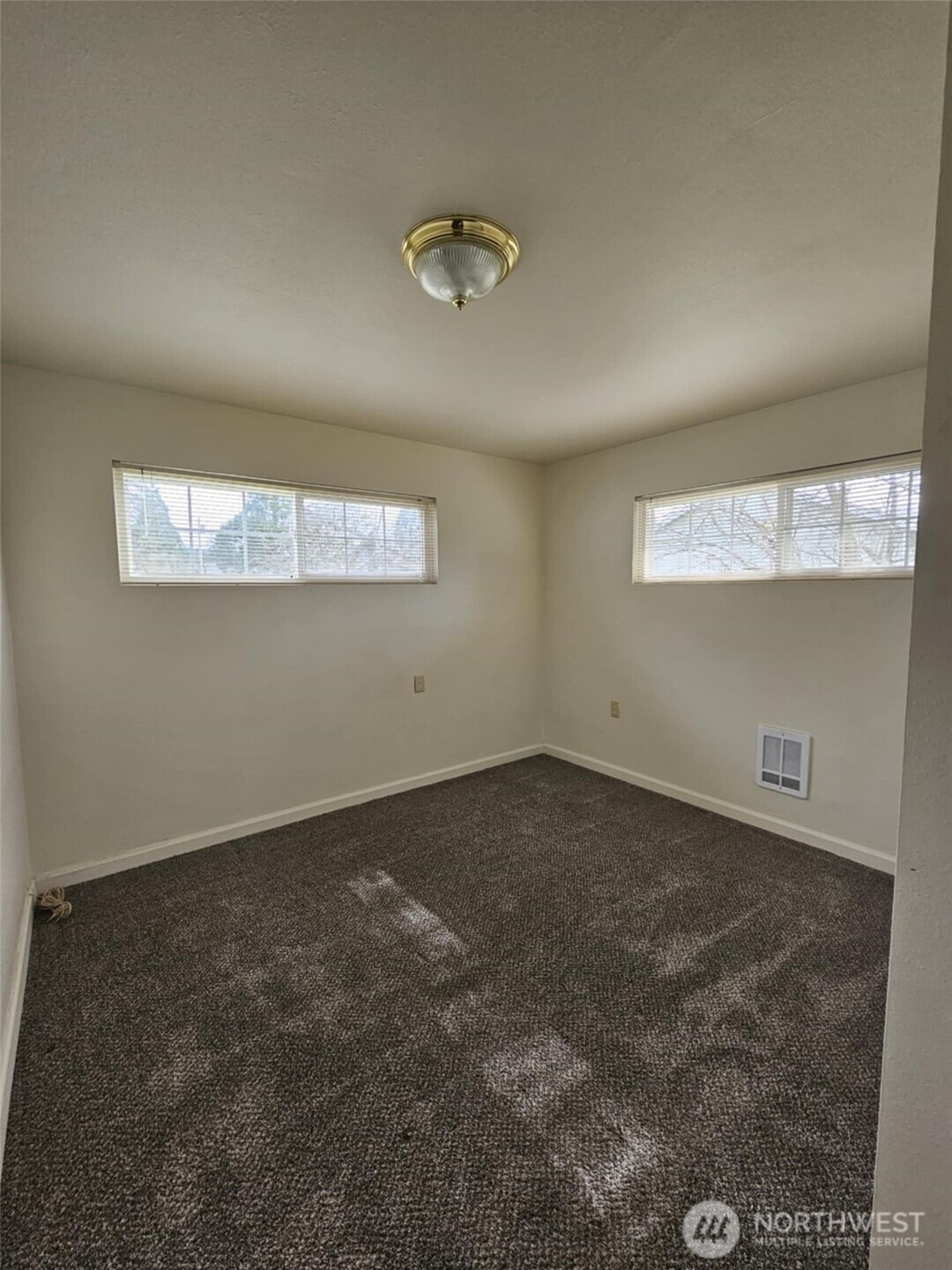 2227 Washington Street , Shelton, WA 98584