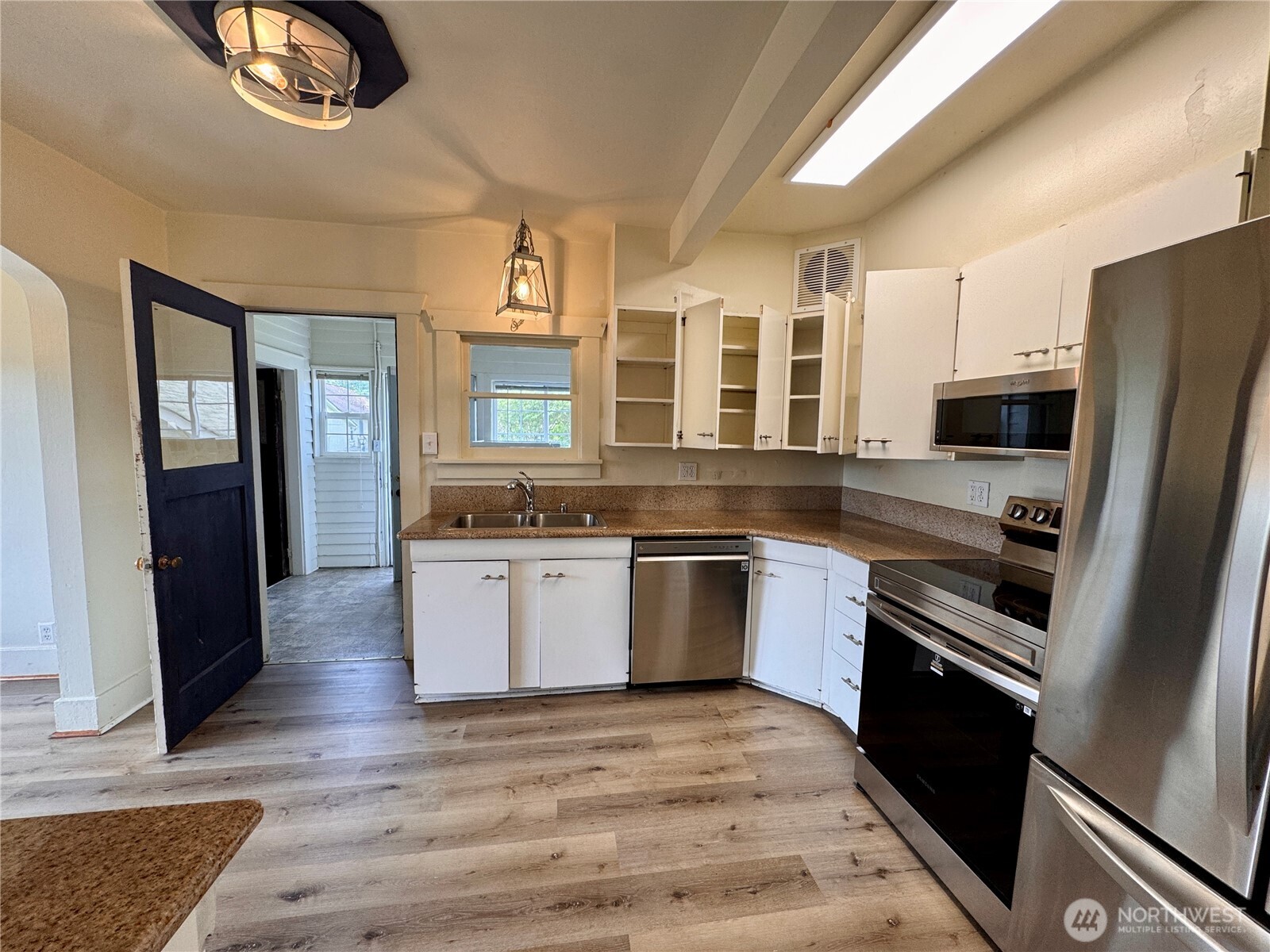 2227 Washington Street , Shelton, WA 98584