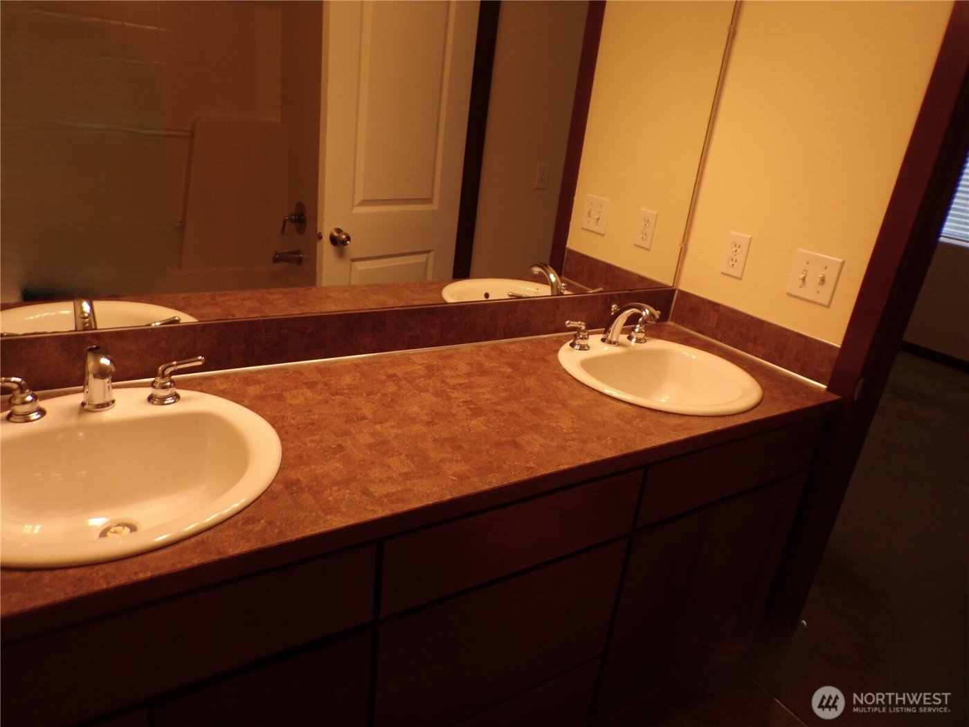 501 N 105th Street #A,B&C, Seattle, WA 98133-9213