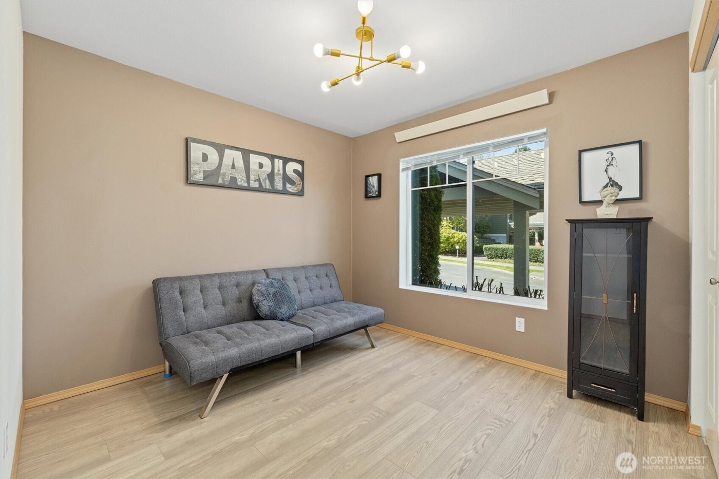 1981 24th Avenue NE #104, Issaquah, WA 98029