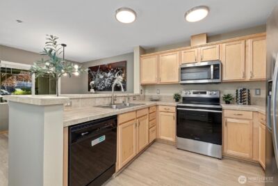 1981 24th Avenue NE #104, Issaquah, WA 98029 - Photo 10