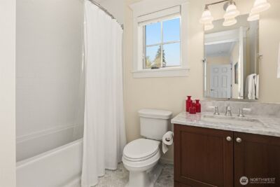 2020 Parkside Drive E, Seattle, WA 98112 - Photo 29