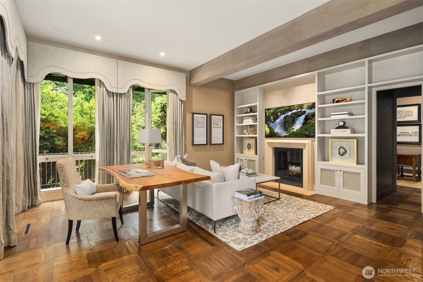 107 NW Highland Drive , Seattle, WA 98177