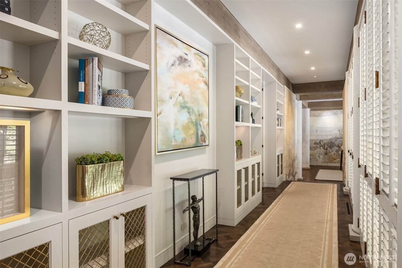 107 NW Highland Drive , Seattle, WA 98177