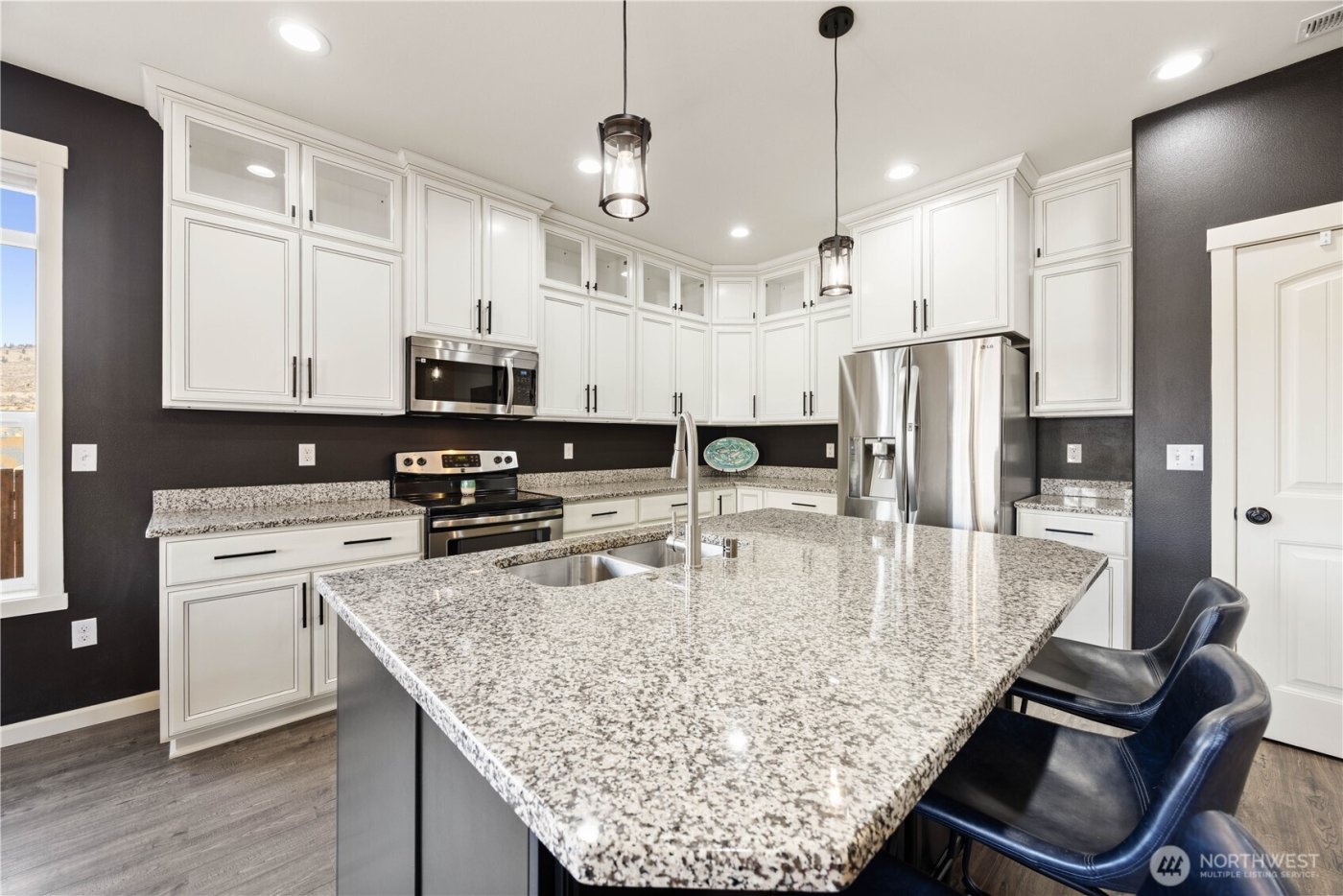 457 Whisper Place , Chelan, WA 98816