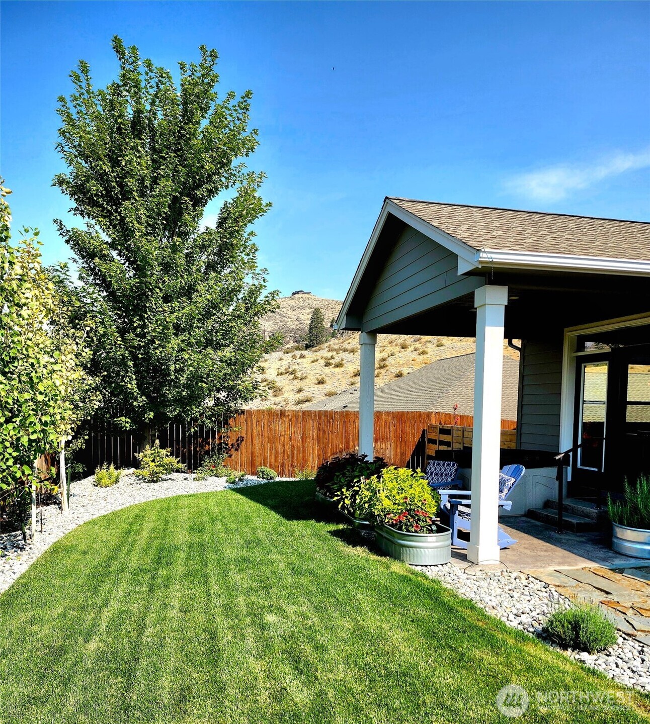 457 Whisper Place , Chelan, WA 98816