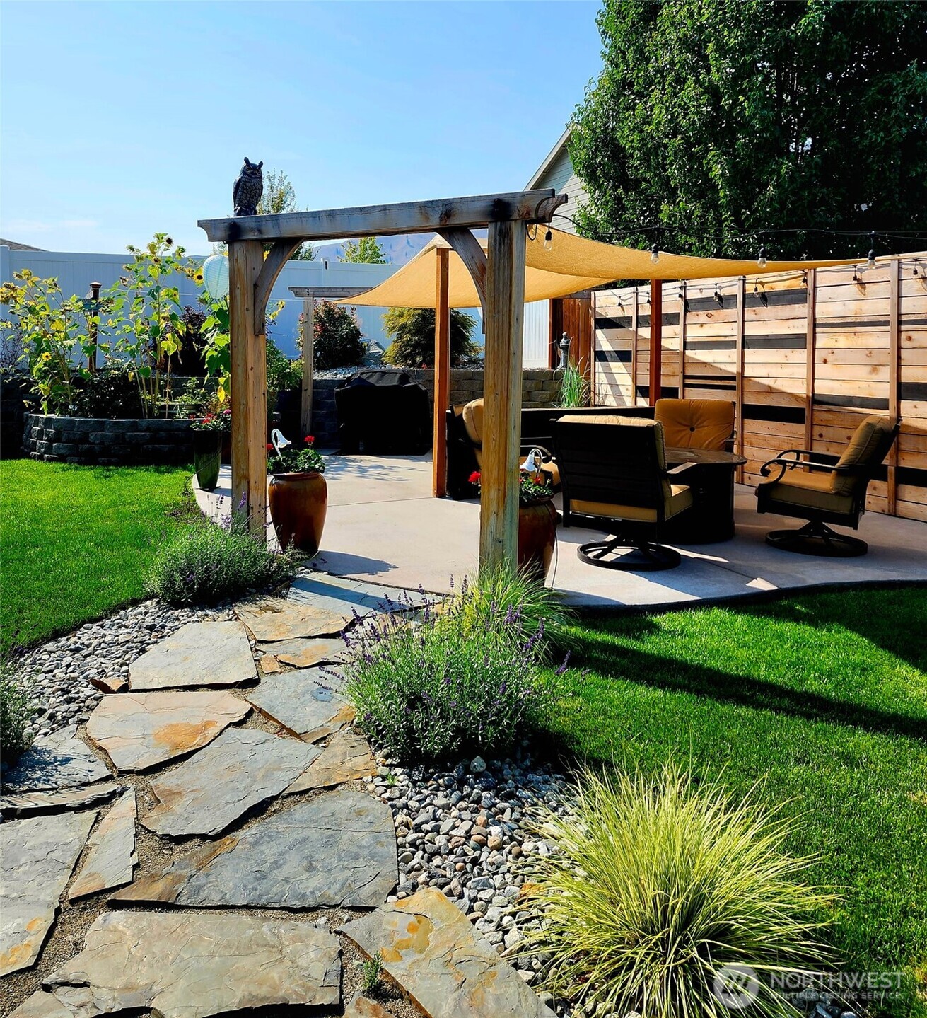 457 Whisper Place , Chelan, WA 98816