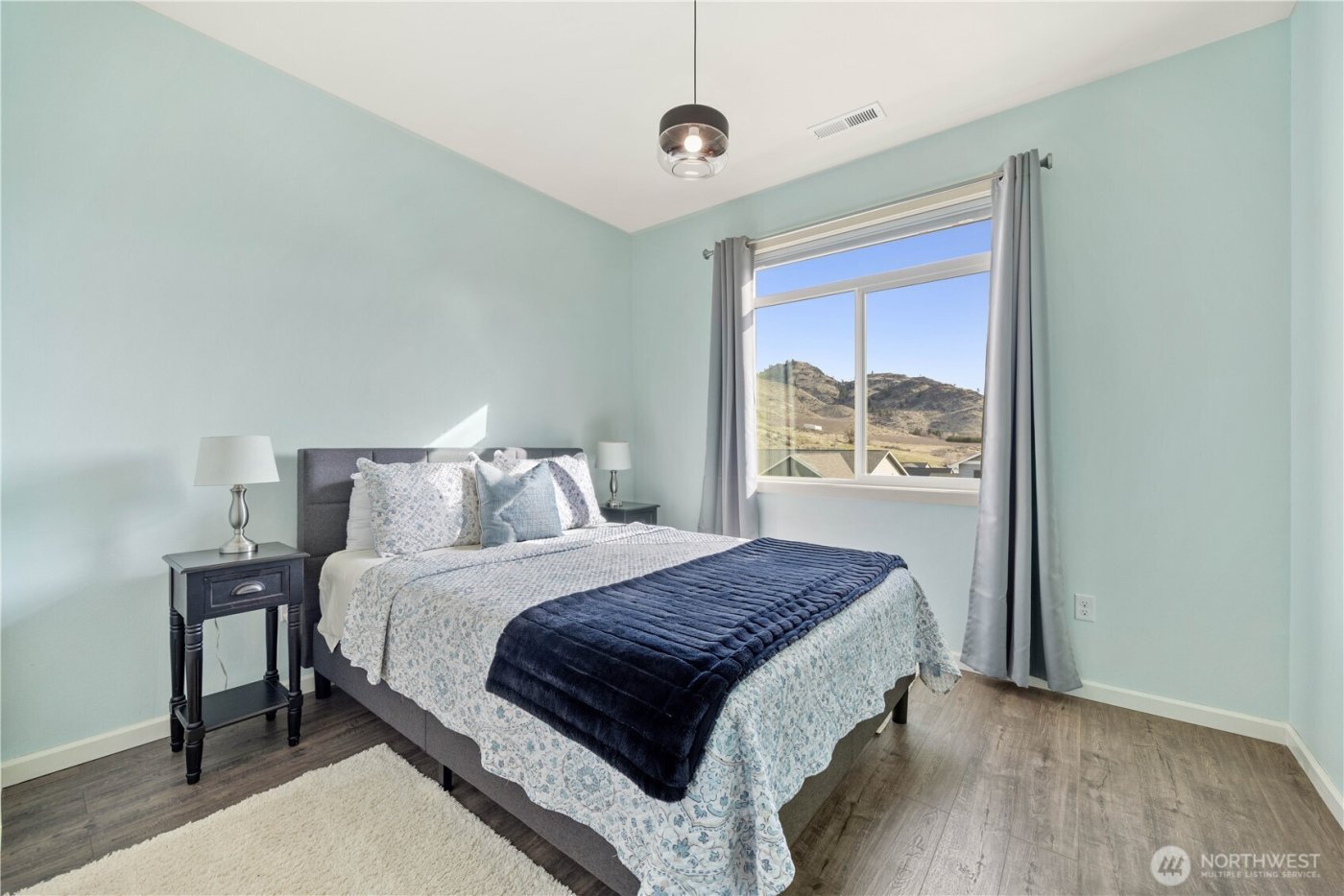 457 Whisper Place , Chelan, WA 98816