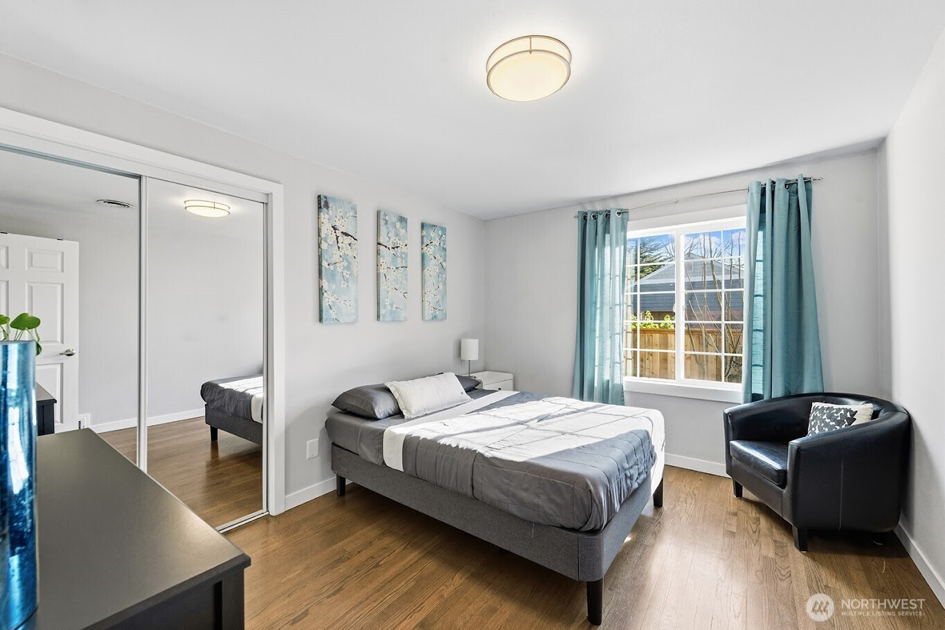 15812 30 Avenue NE, Shoreline, WA 98155