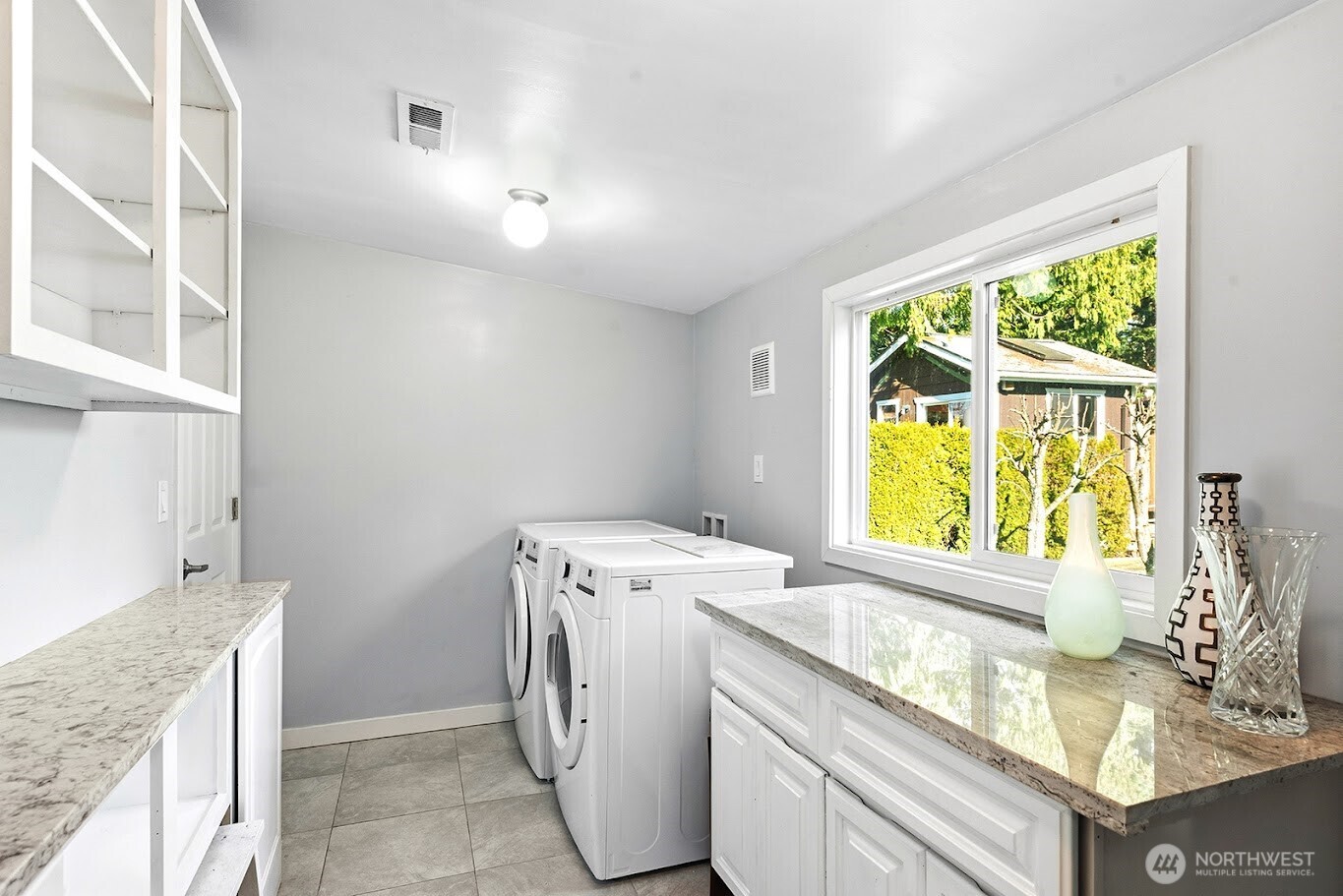 15812 30 Avenue NE, Shoreline, WA 98155