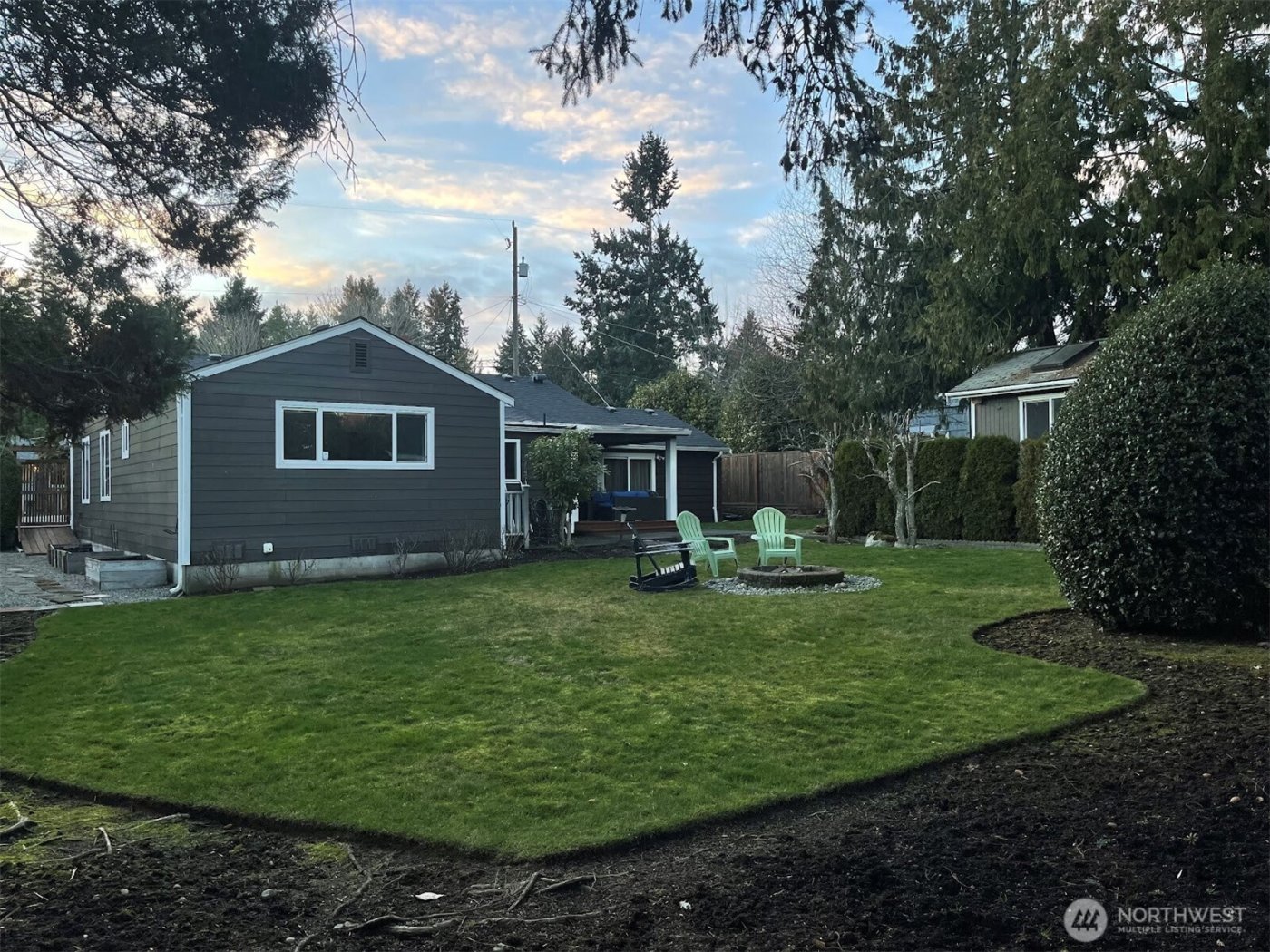 15812 30 Avenue NE, Shoreline, WA 98155