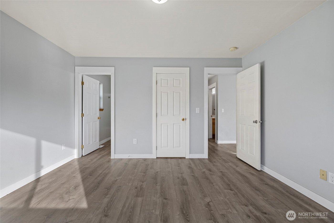 827 John Liner Road , Sedro Woolley, WA 98284