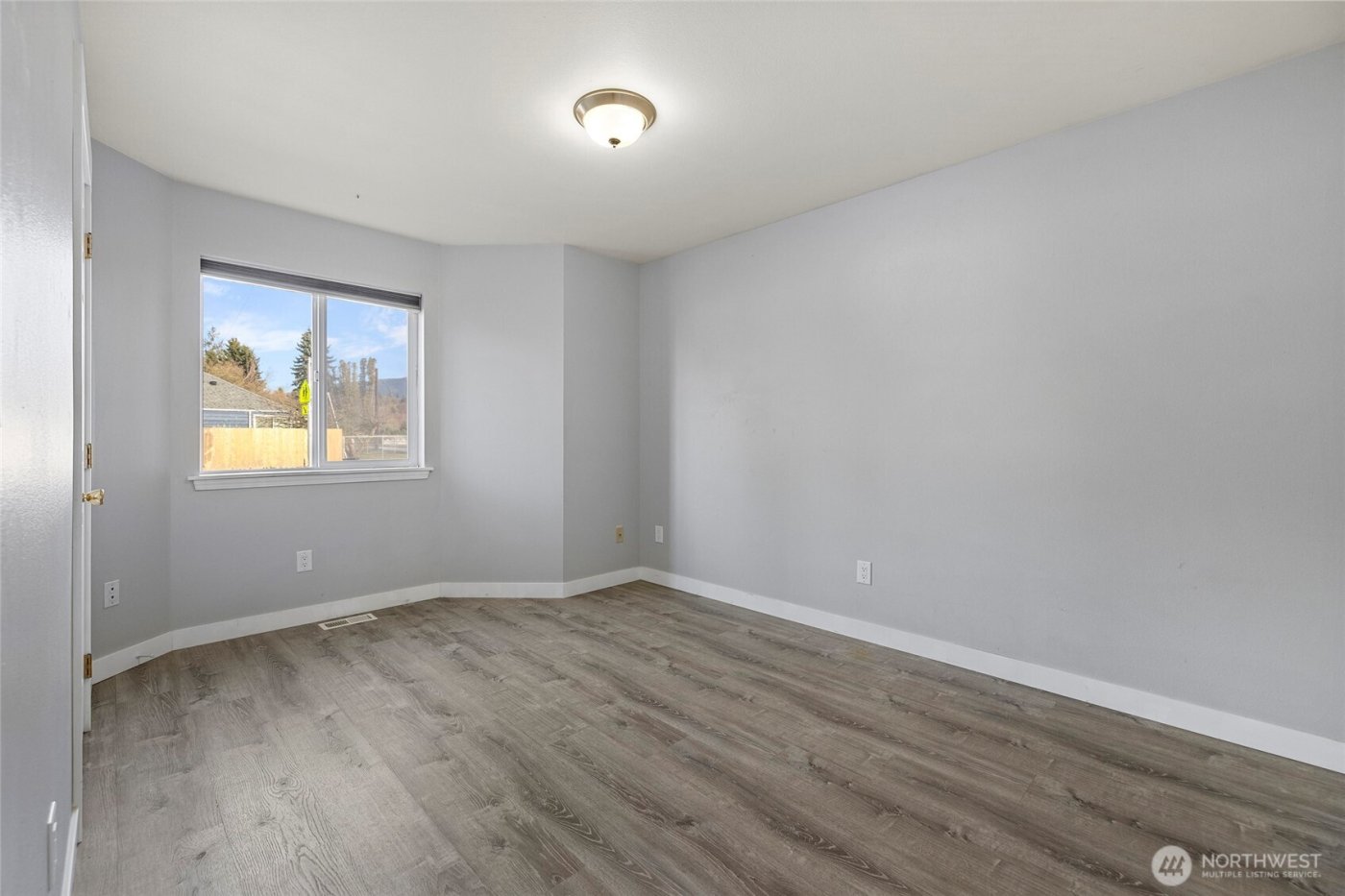 827 John Liner Road , Sedro Woolley, WA 98284