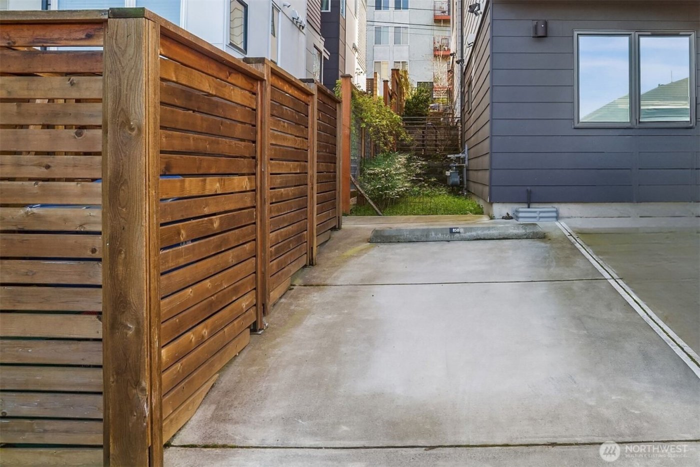 8507 16th Avenue NW, Seattle, WA 98117