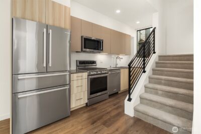 8507 16th Avenue NW, Seattle, WA 98117 - Photo 10