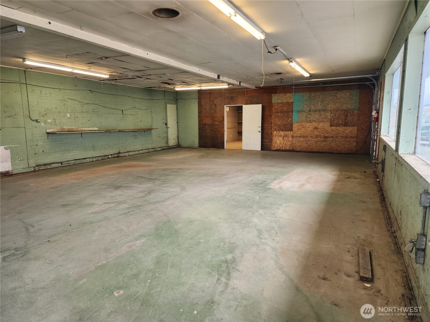 48 SW Chehalis , Chehalis, WA 98532