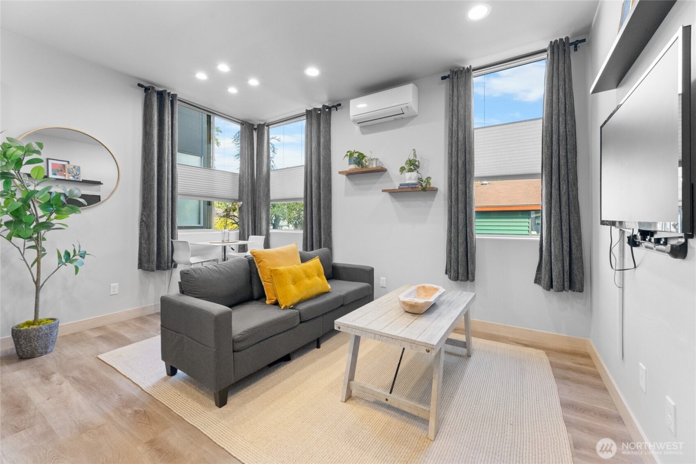 814 NW 54th Street #A, Seattle, WA 98107