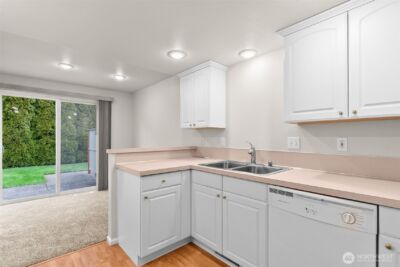 2422 Olympia Avenue NE, Olympia, WA 98506 - Photo 14