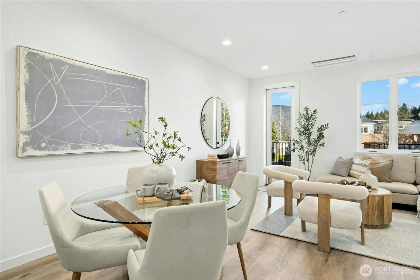 116 B 2nd Street S #B, Kirkland, WA 98033