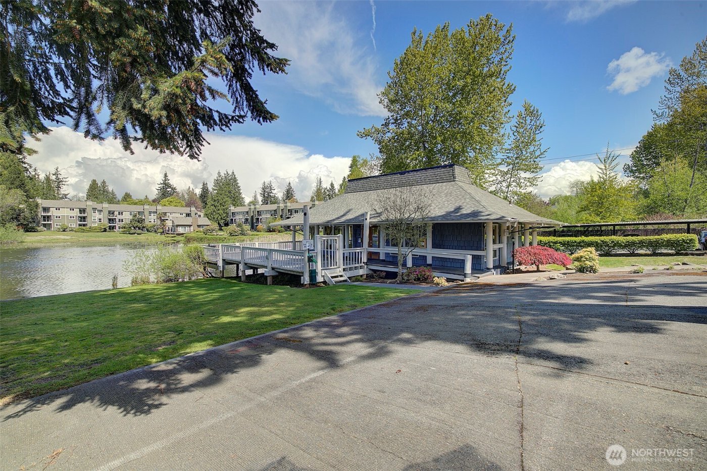 747 75th Street SE #B203, Everett, WA 98203-8142