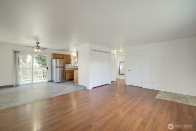 747 75th Street SE #B203, Everett, WA 98203-8142 - Photo 3