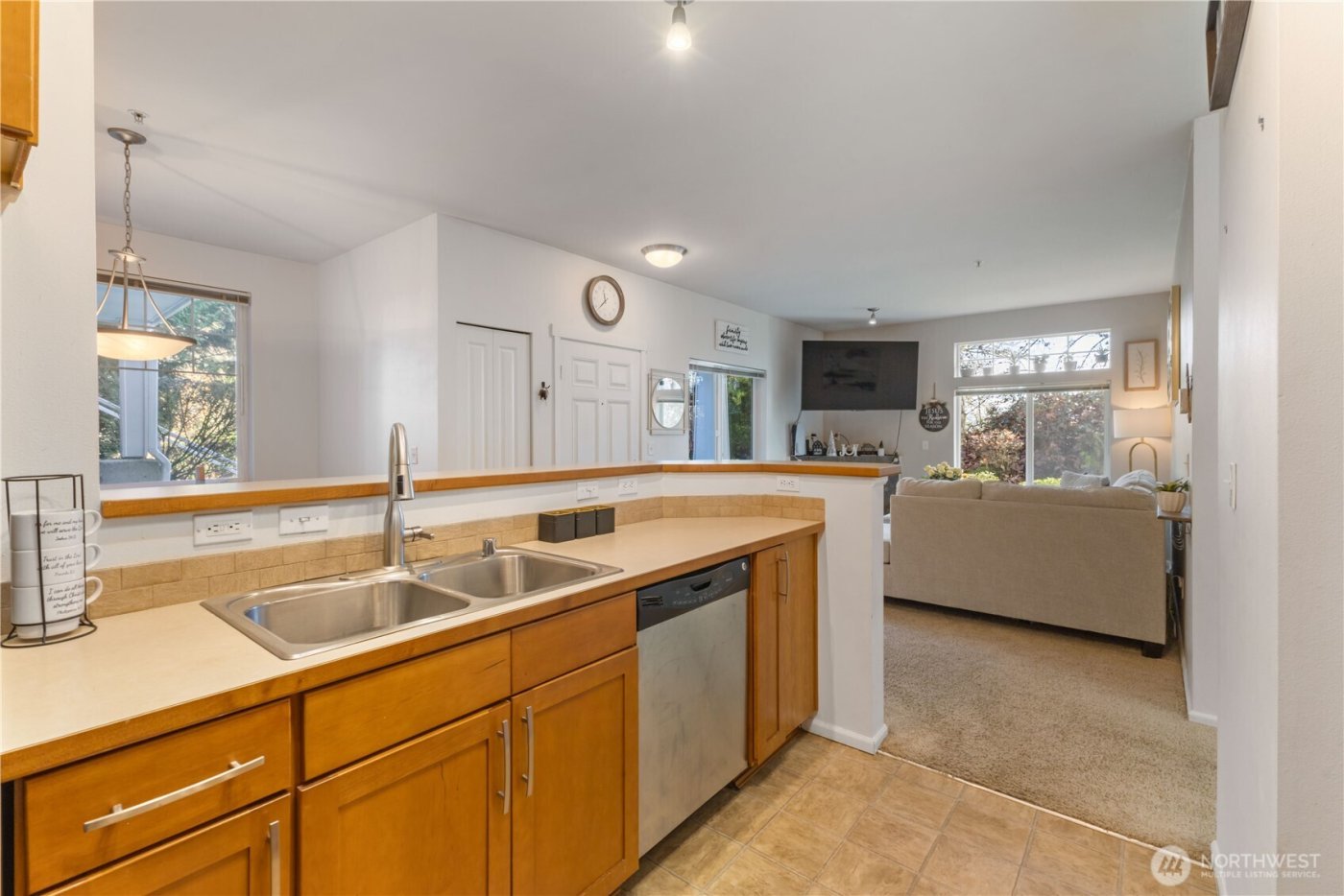 21430 40th Place S #A, SeaTac, WA 98198-4252