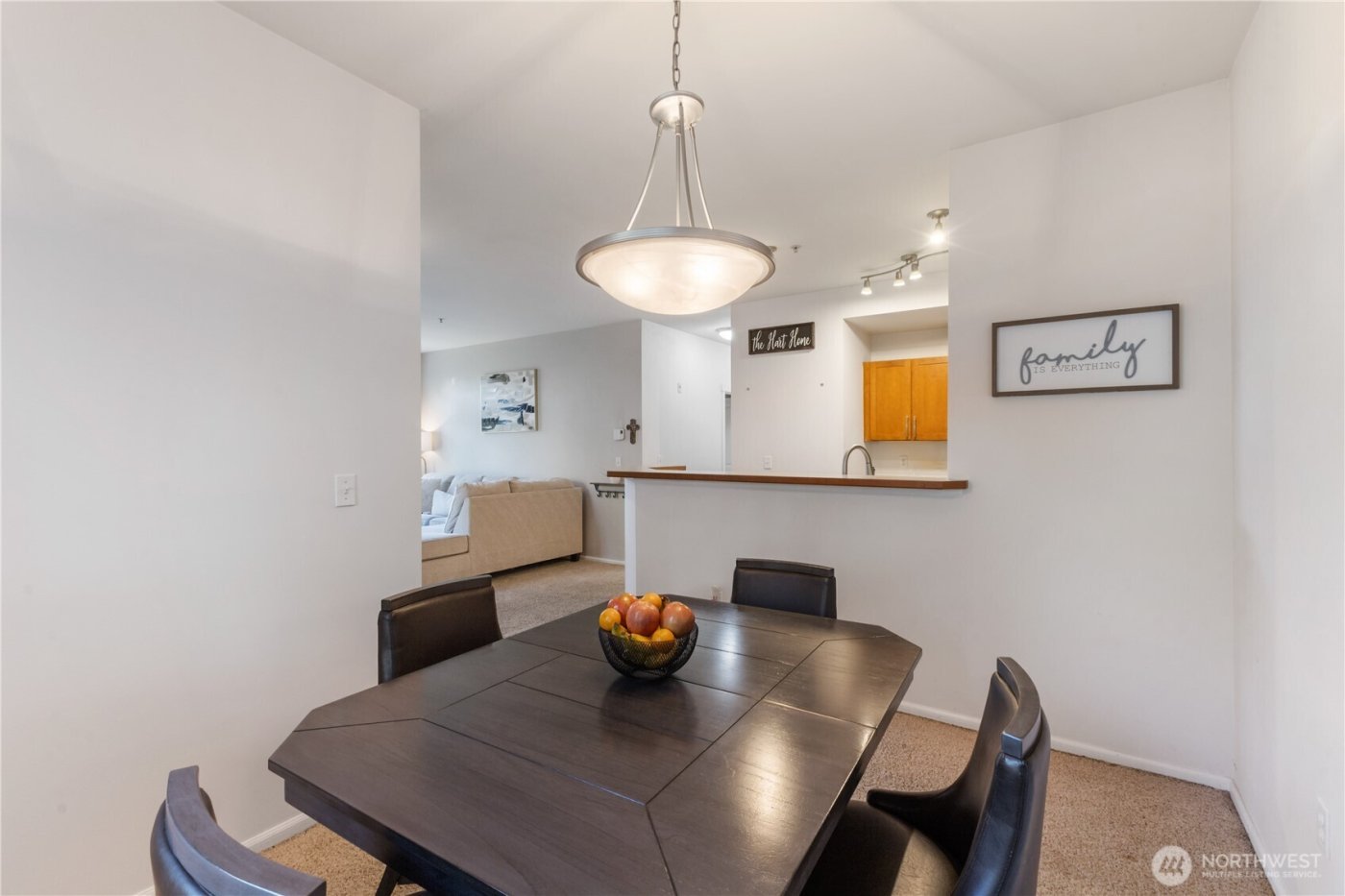 21430 40th Place S #A, SeaTac, WA 98198-4252