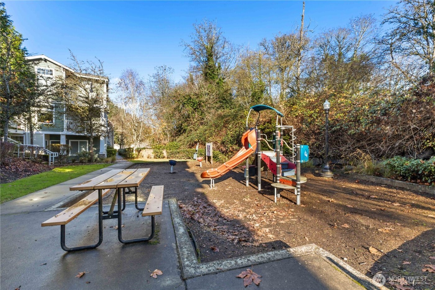 21430 40th Place S #A, SeaTac, WA 98198-4252