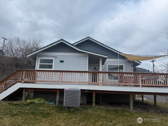 1822 Juniper , Oroville, WA 98844