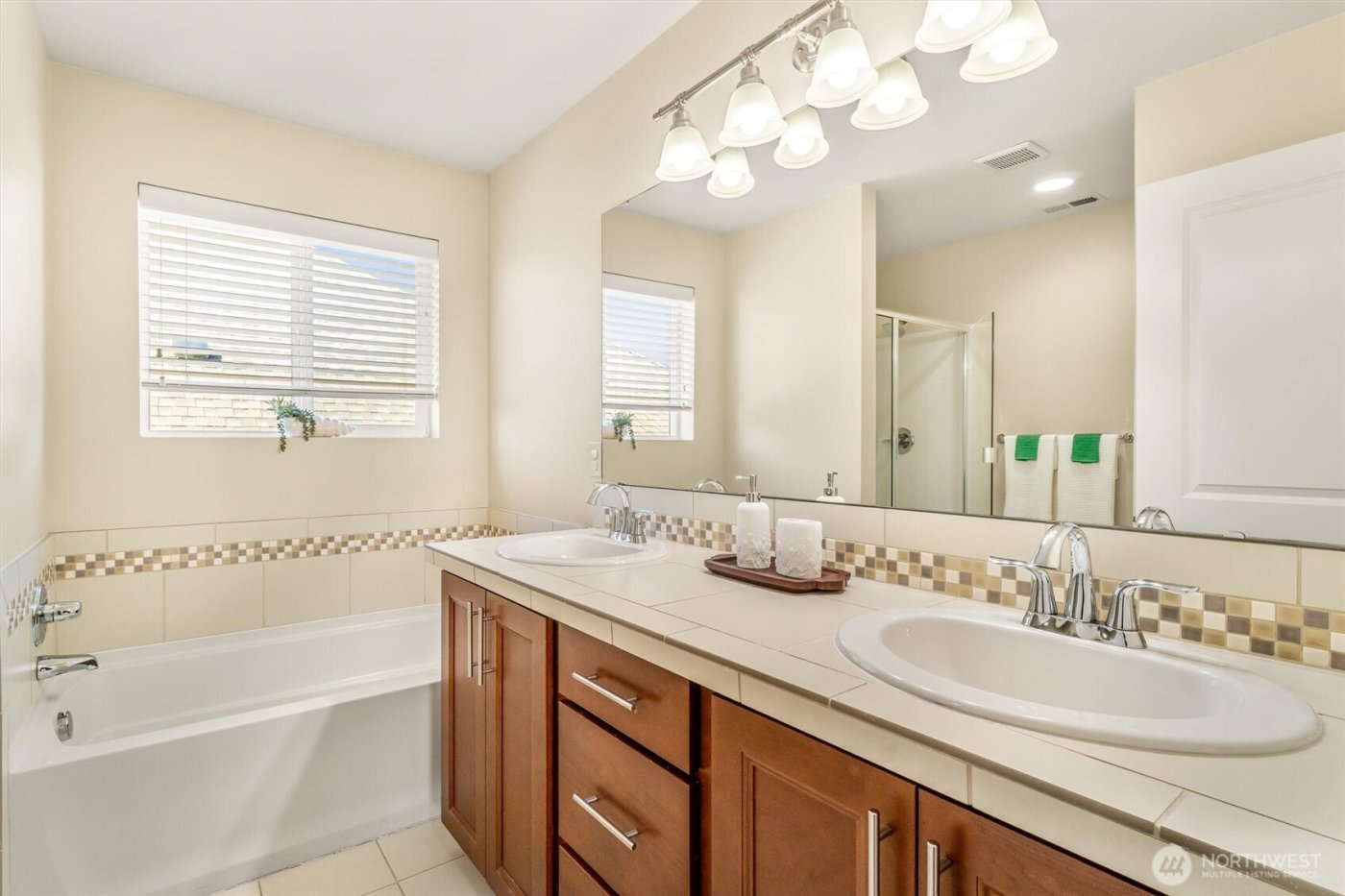 3933 178th Place SE, Bothell, WA 98012