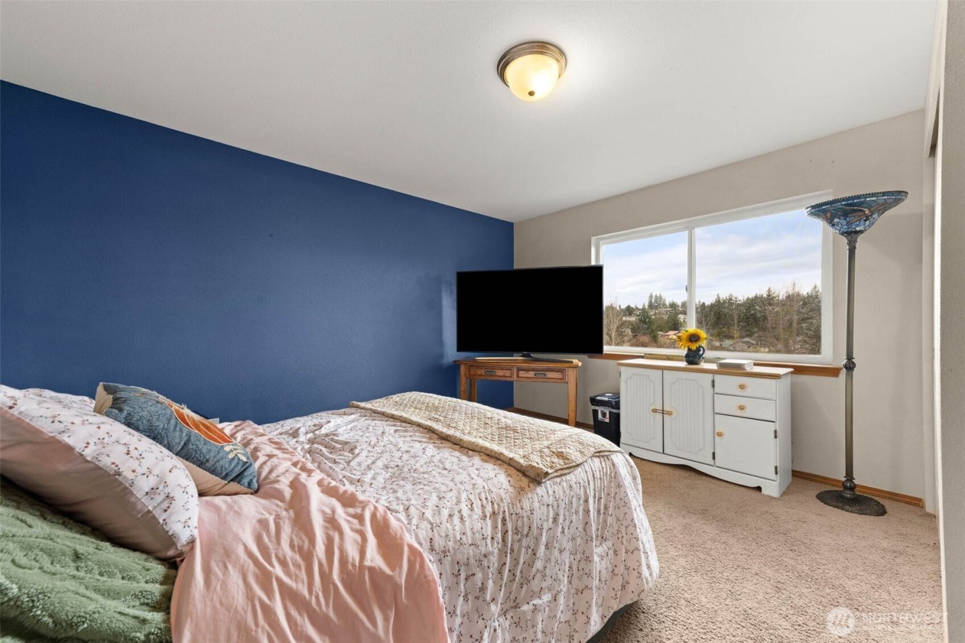 648 Kaitlyn St W , Eatonville, WA 98328