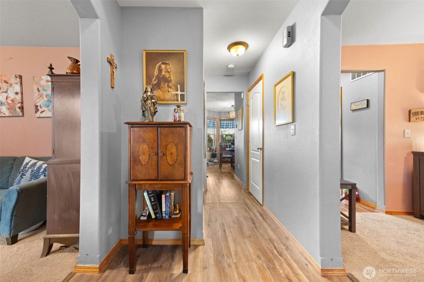 648 Kaitlyn St W , Eatonville, WA 98328