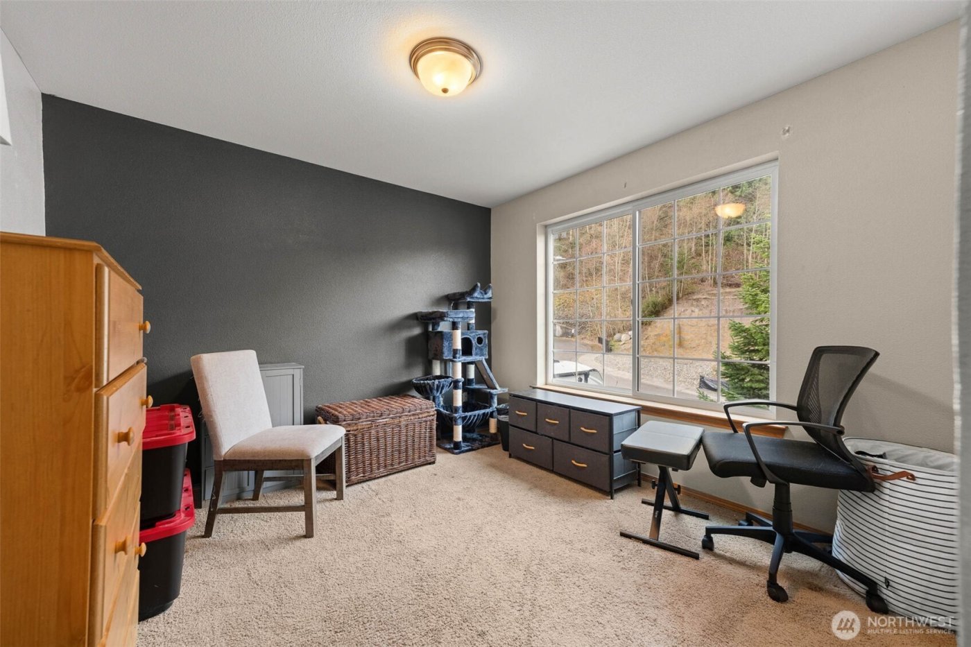 648 Kaitlyn St W , Eatonville, WA 98328