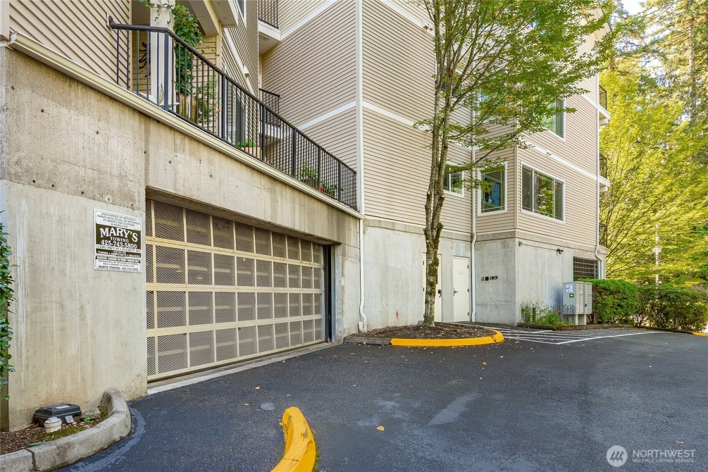 15000 Juanita Drive NE #307, Kenmore, WA 98028