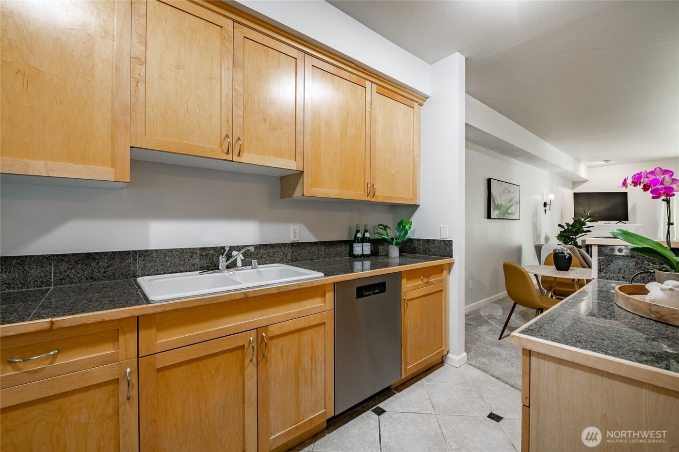 15000 Juanita Drive NE #307, Kenmore, WA 98028